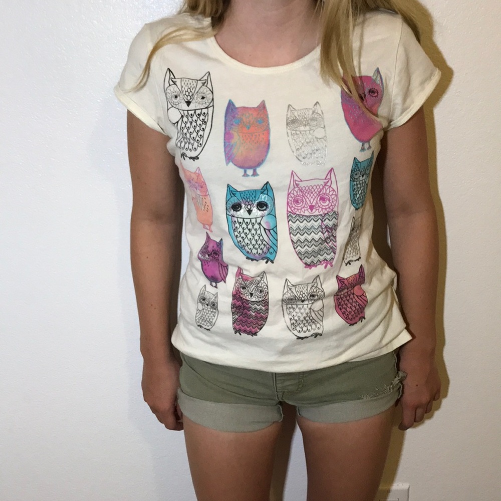 GREAT CONDITION. children’s owl tee